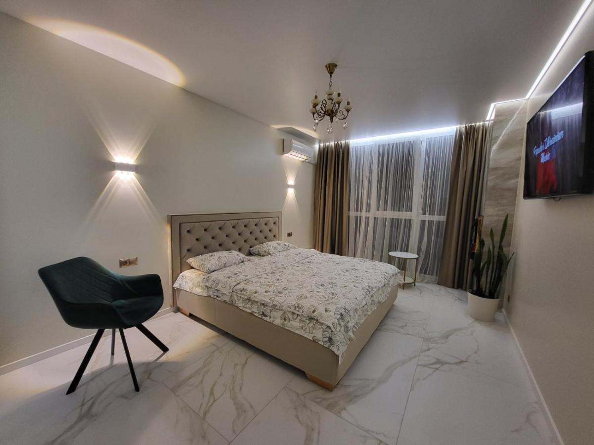 Appartement Prestige-Gold à Rivne Extérieur photo